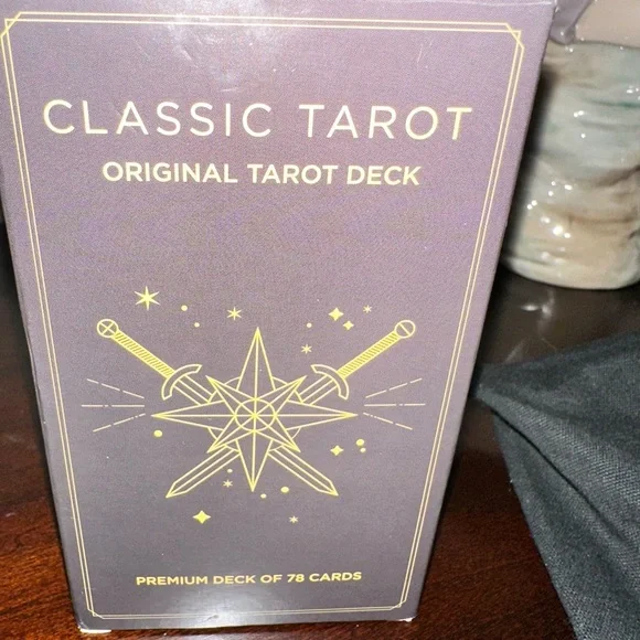 Deck of Tarot Cards - Picture 2 of 2